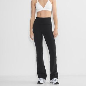 Tna Butter Cheeky Flared Leggings